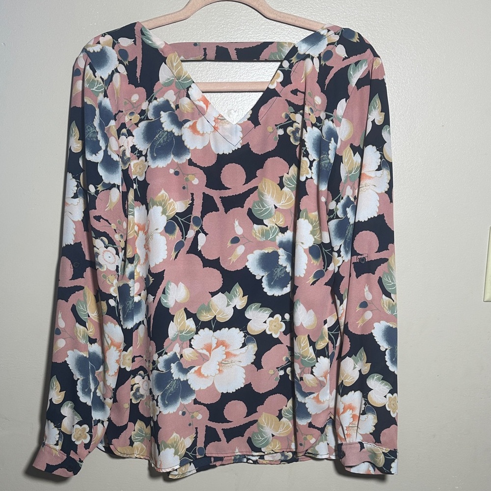 Loft Navy Pink Floral Printed Career Top | Medium - Picture 4 of 5